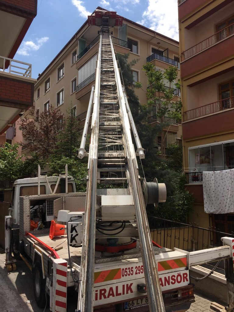 Diyarbakır Bizbize Nakliyat asansörlü taşıma, Diyarbakır eşya taşıma, Diyarbakır nakliyat, profesyonel taşıma hizmeti, güvenli eşya nakliyesi, Diyarbakır evden eve nakliyat, Diyarbakır yüksek kat taşıma, Diyarbakır vinçli nakliyat, Diyarbakır asansörlü ev taşıma, Diyarbakır merdivensiz taşınma, Diyarbakır profesyonel nakliye, Diyarbakır güvenilir taşıma, Diyarbakır kaydaşlar nakliyat asansör hizmeti, Diyarbakır balkondan taşıma, Diyarbakır zorlu erişim taşımacılığı